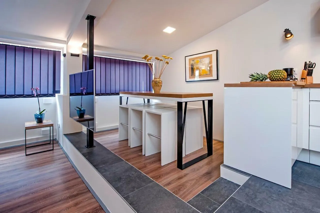 Lakovich Sea View Apartments 0*, Rovinj Croatia