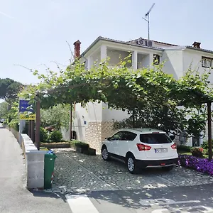  Apartment Nadija