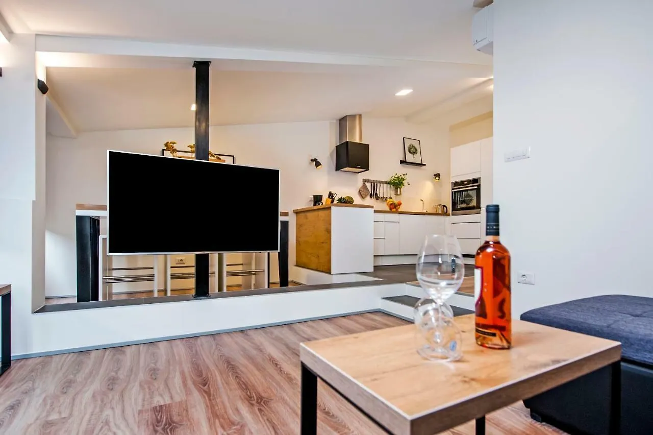 Lakovich Sea view Apartments Rovinj