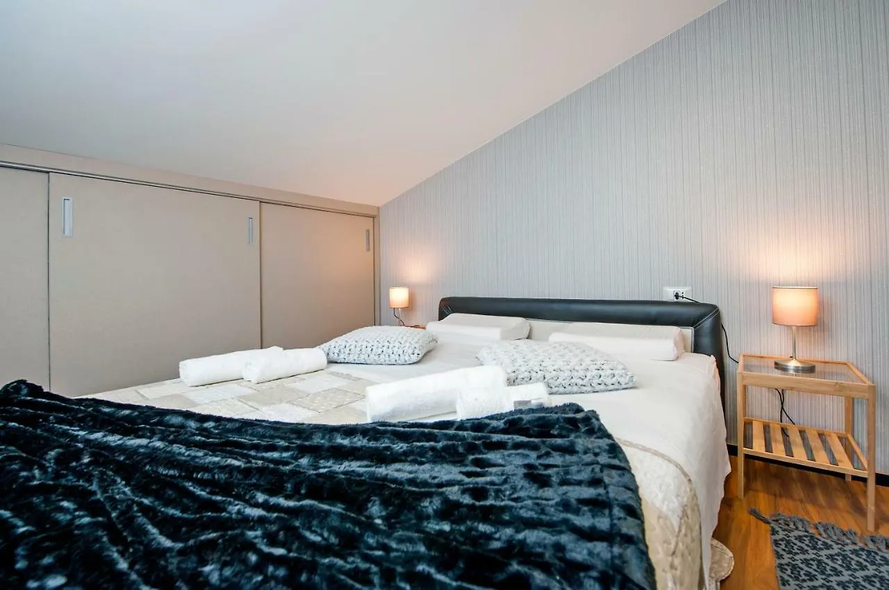 Lakovich Sea view Apartments Rovinj