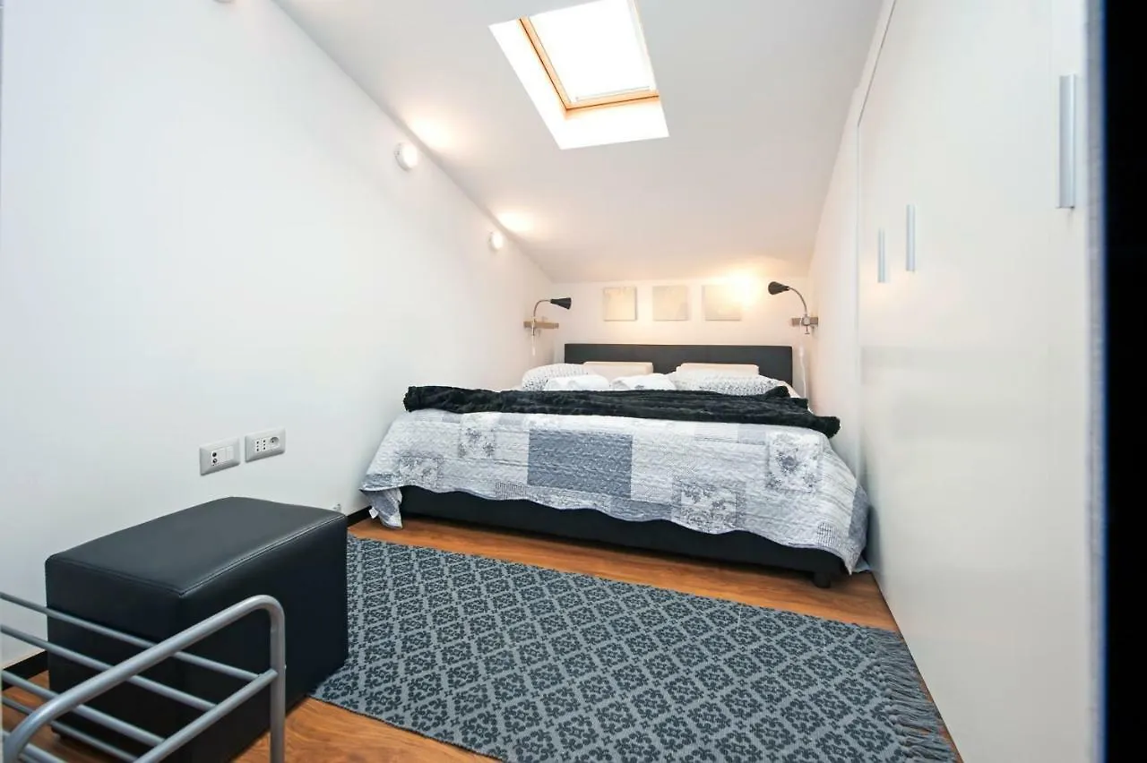 Lakovich Sea view Apartments Rovinj Kroatien